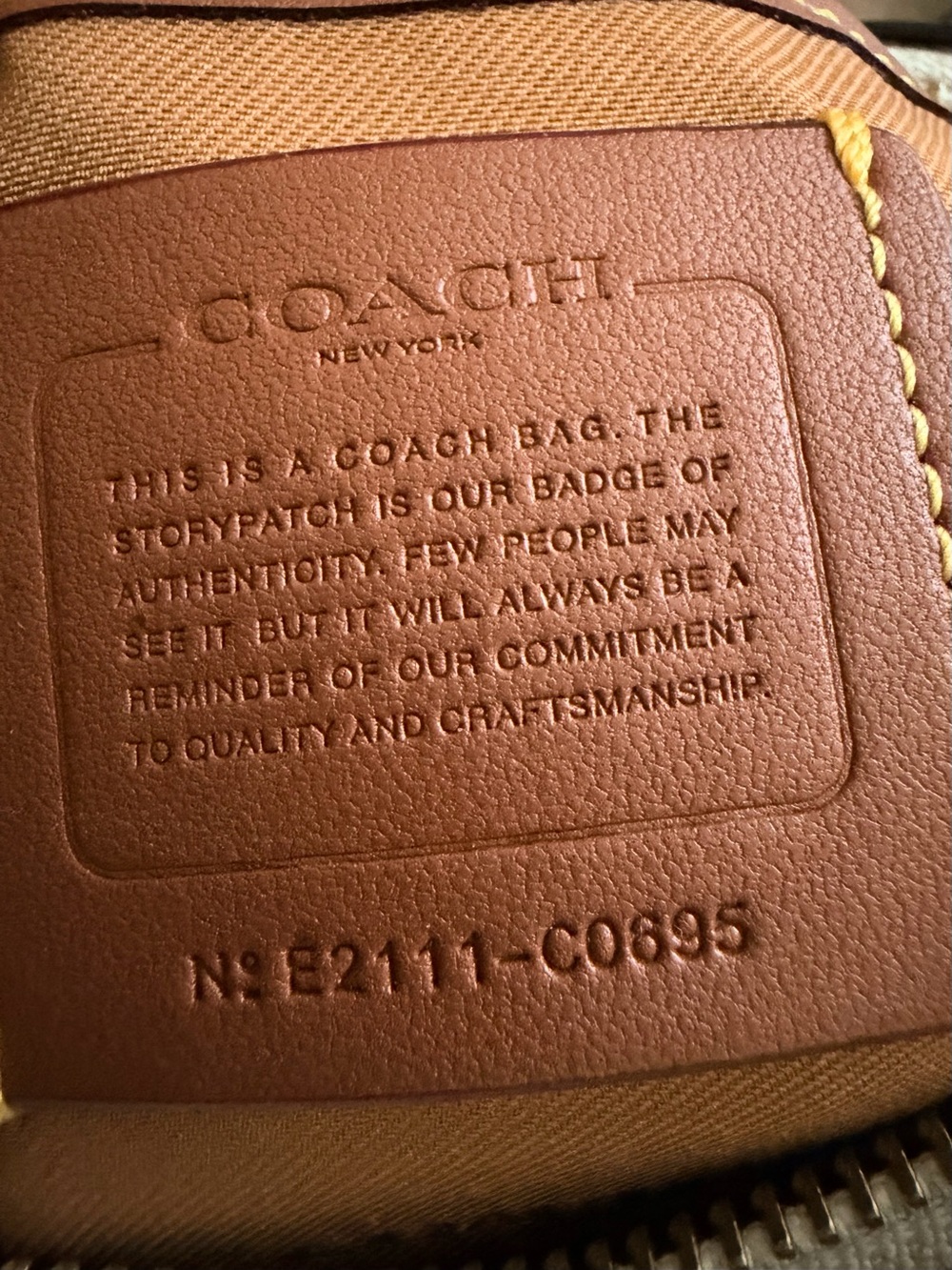 Coach Pebbled Leather Camera Bag in Cream Chalk - Picture 4 of 11